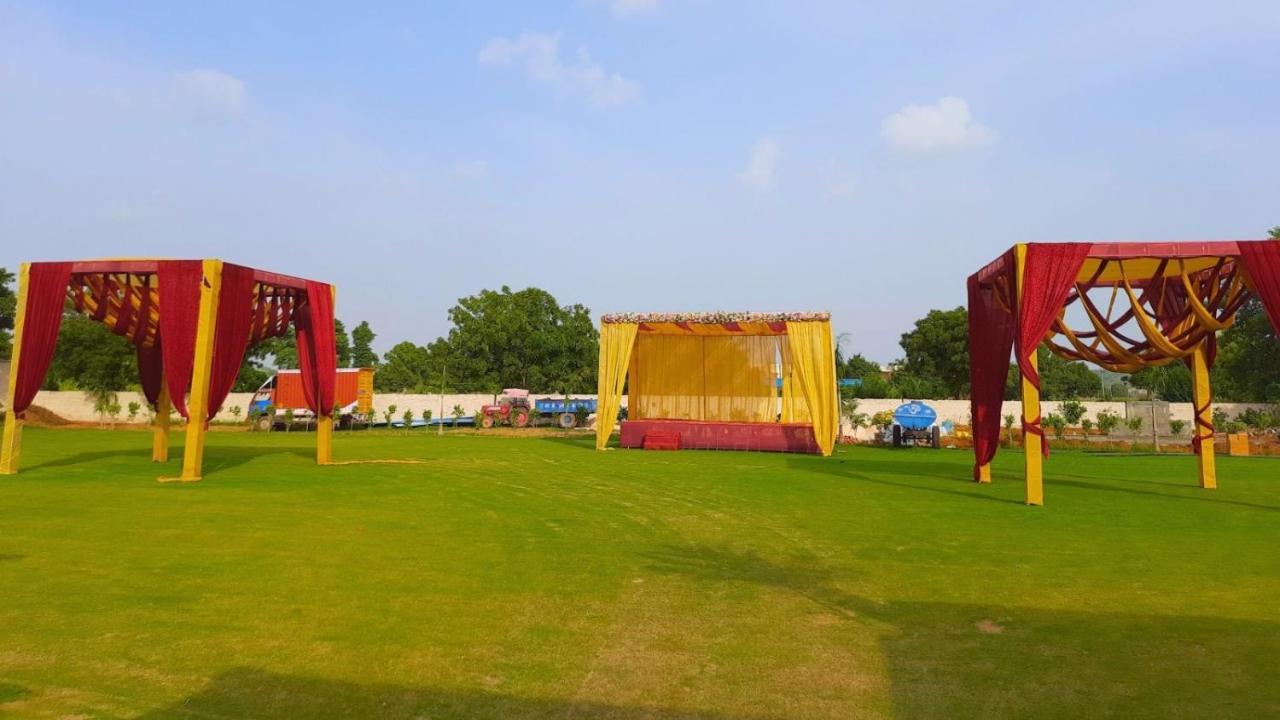 Вилла Wedlock Farms - Events Venue Гургаон Экстерьер фото