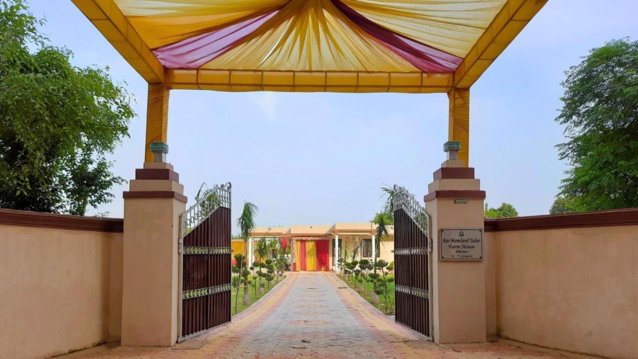 Вилла Wedlock Farms - Events Venue Гургаон Экстерьер фото